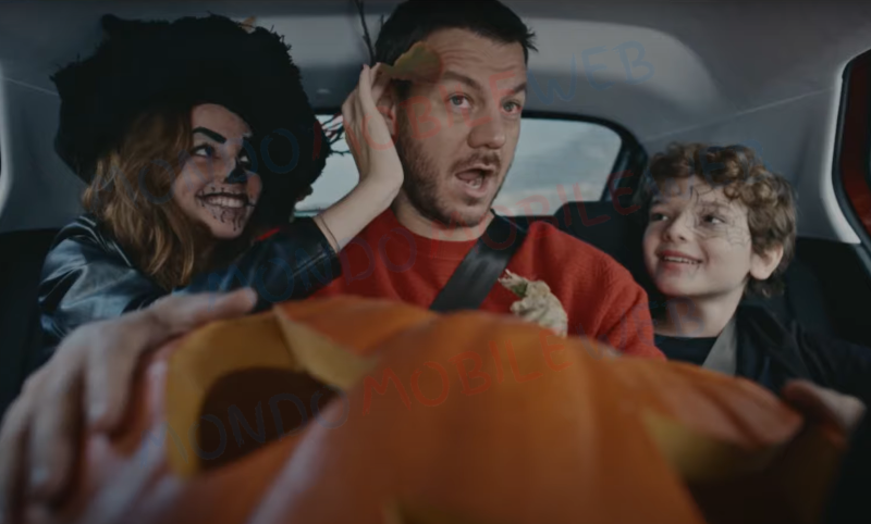 Vodafone spot Halloween Infinito Insieme