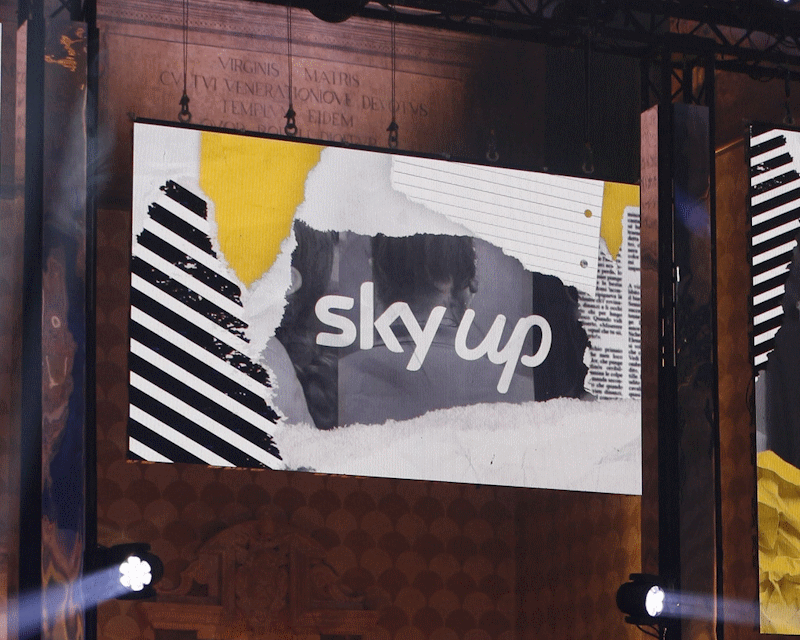 SKY UP